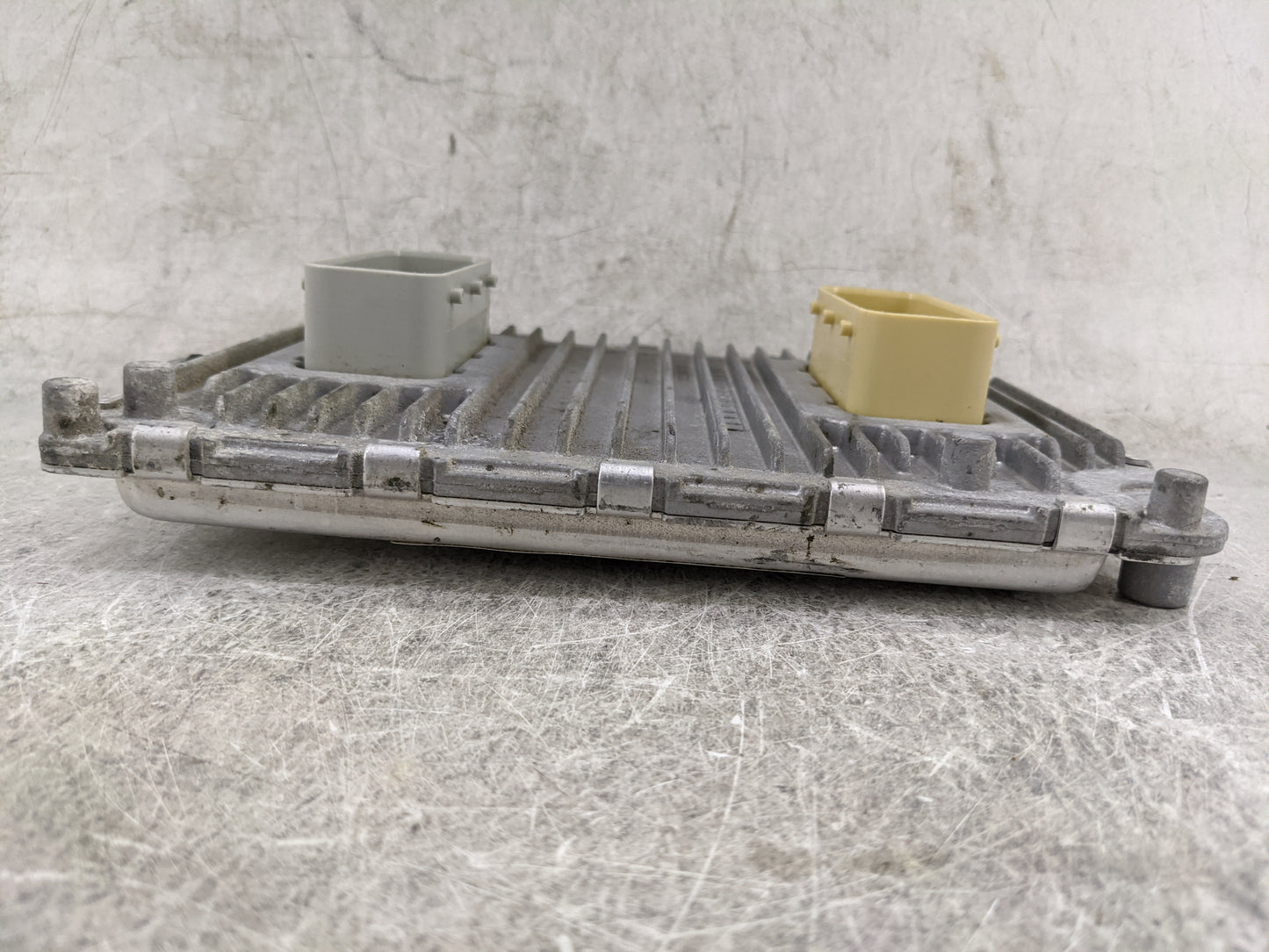2020-2022 Chrysler 300 PCM Engine Control Computer ECU ECM PCU OEM P/N:P68434935AA T00EP2570J0ND4 Fits Fits 2020 2021 2022 O