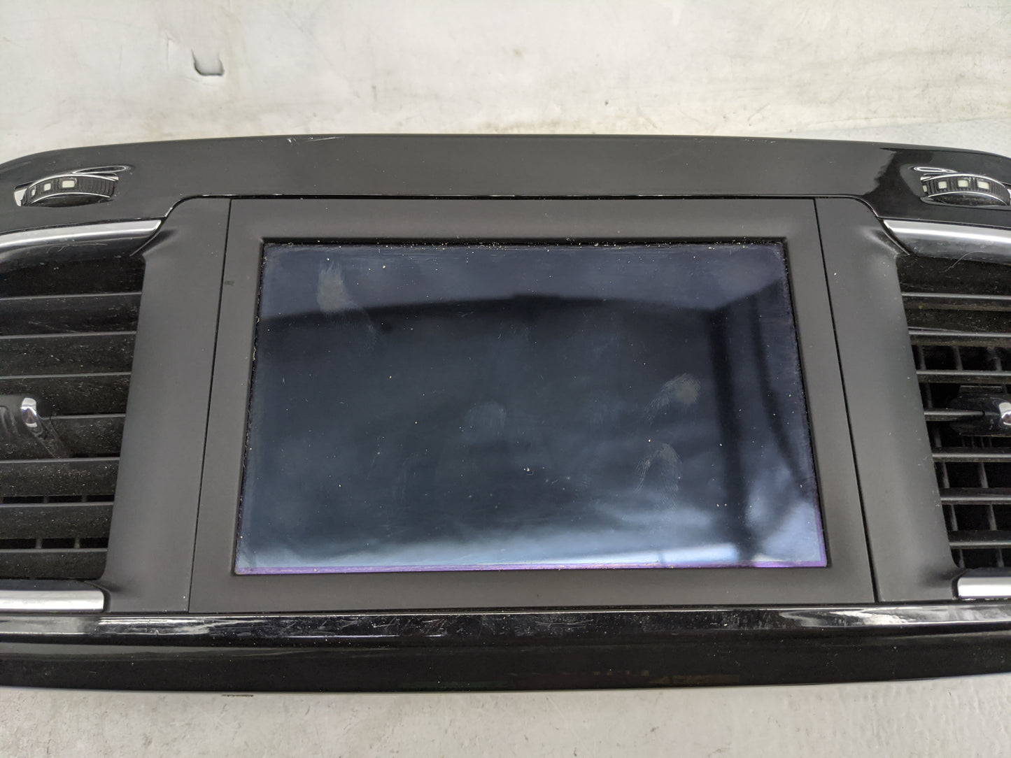 2020 Chrysler Pacifica Radio AM FM Cd Player Receiver Replacement P/N:68428471AC VP2_7 RU NA SXM, RCPDEVP17-0Z77-A1 Fits OEM