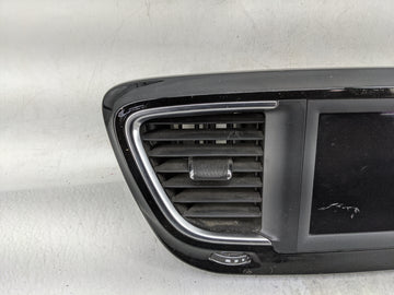 2020 Chrysler Voyager Radio AM FM Cd Player Receiver Replacement P/N:68428471AC Fits OEM Used Auto Parts