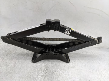 2020 Chrysler Voyager Spare Scissor Car Jack Black