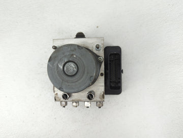 2020 Dodge Caravan ABS Pump Control Module Replacement P/N:P68049120AB 68183803AD, P68443867AA Fits Fits 2015 2016 2017 2018 2019 OEM Used Auto Parts