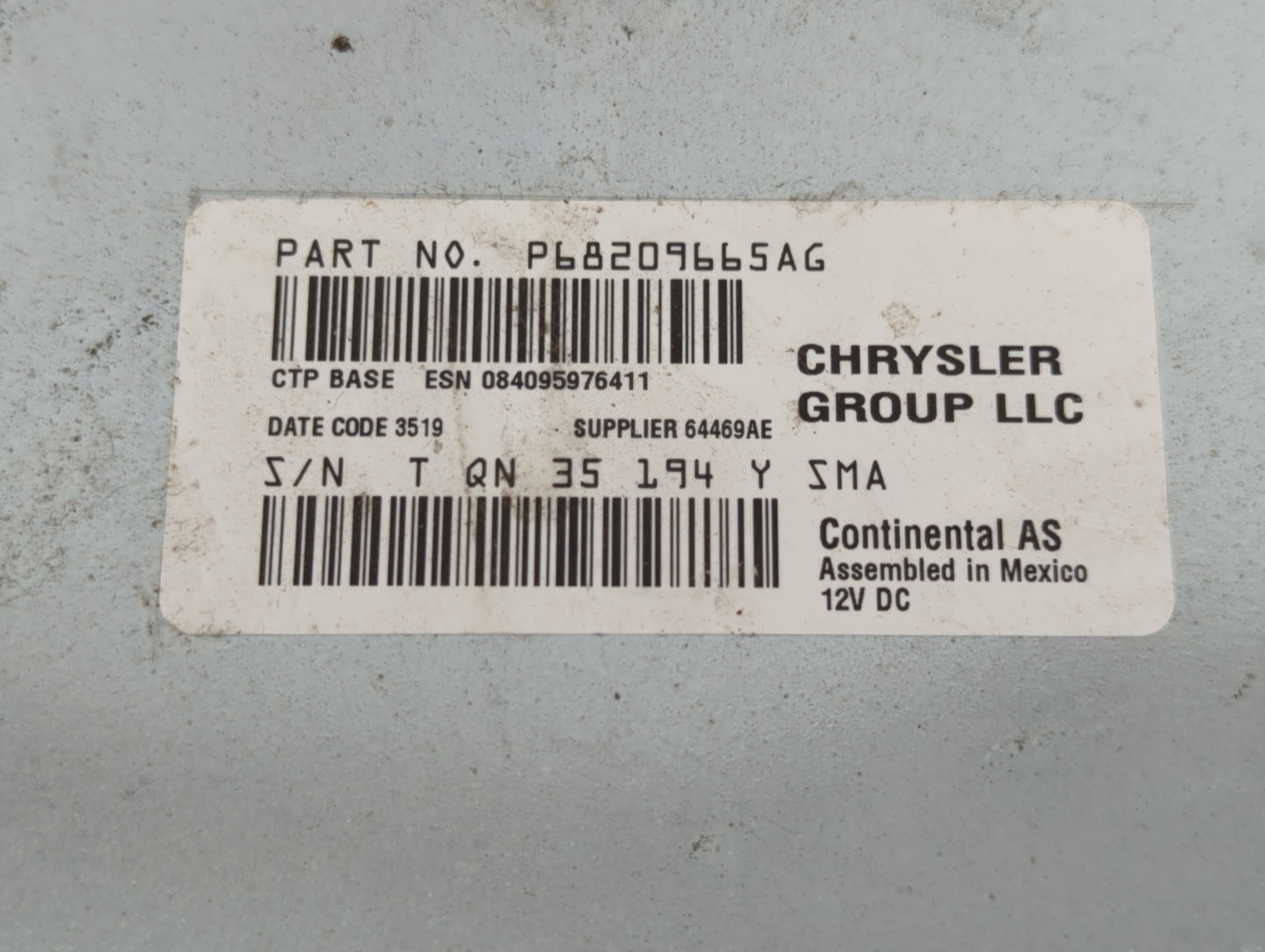 2018-2020 Dodge Journey Radio AM FM Cd Player Receiver Replacement P/N:P68209665AG Fits Fits 2018 2019 2020 OEM Used Auto Pa