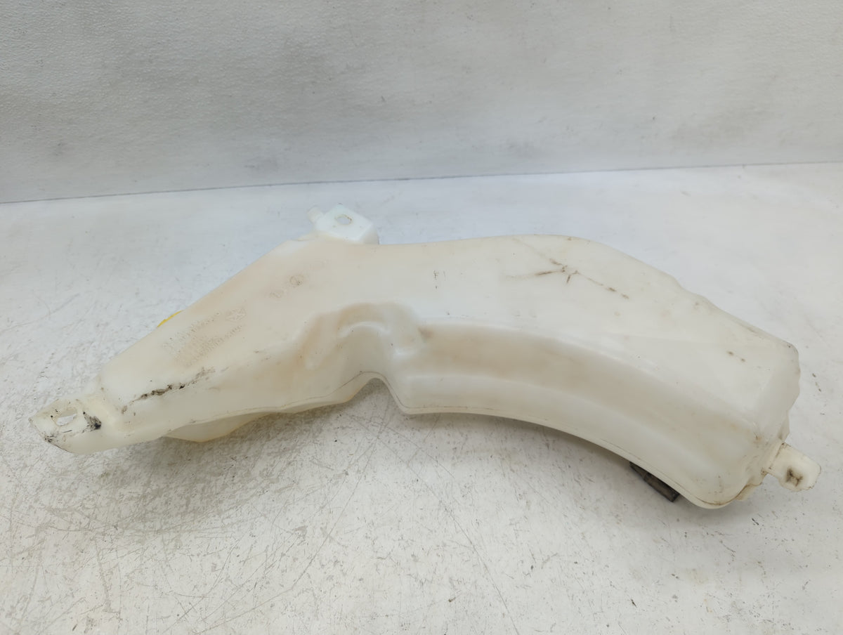 2020 Dodge Journey Windshield Washer Fluid Reservoir Bottle - Oemusedautoparts1.com