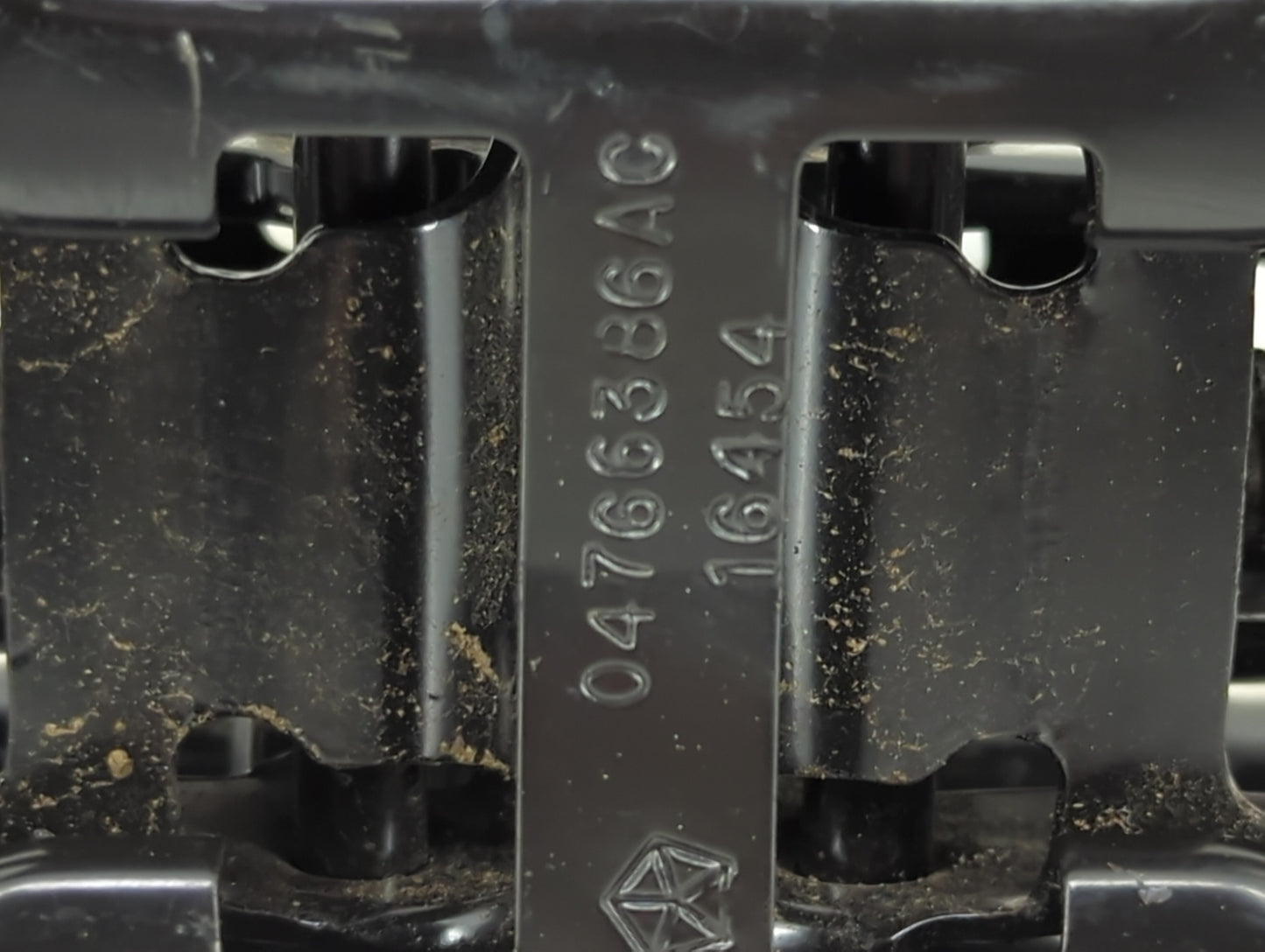 2020 Dodge Journey Spare Scissor Car Jack - Oemusedautoparts1.com