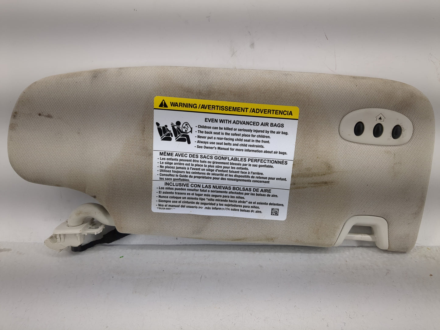 2015-2020 Ford Edge Sun Visor Shade Replacement Driver Left Mirror Fits Fits 2015 2016 2017 2018 2019 2020 OEM Used Auto Par