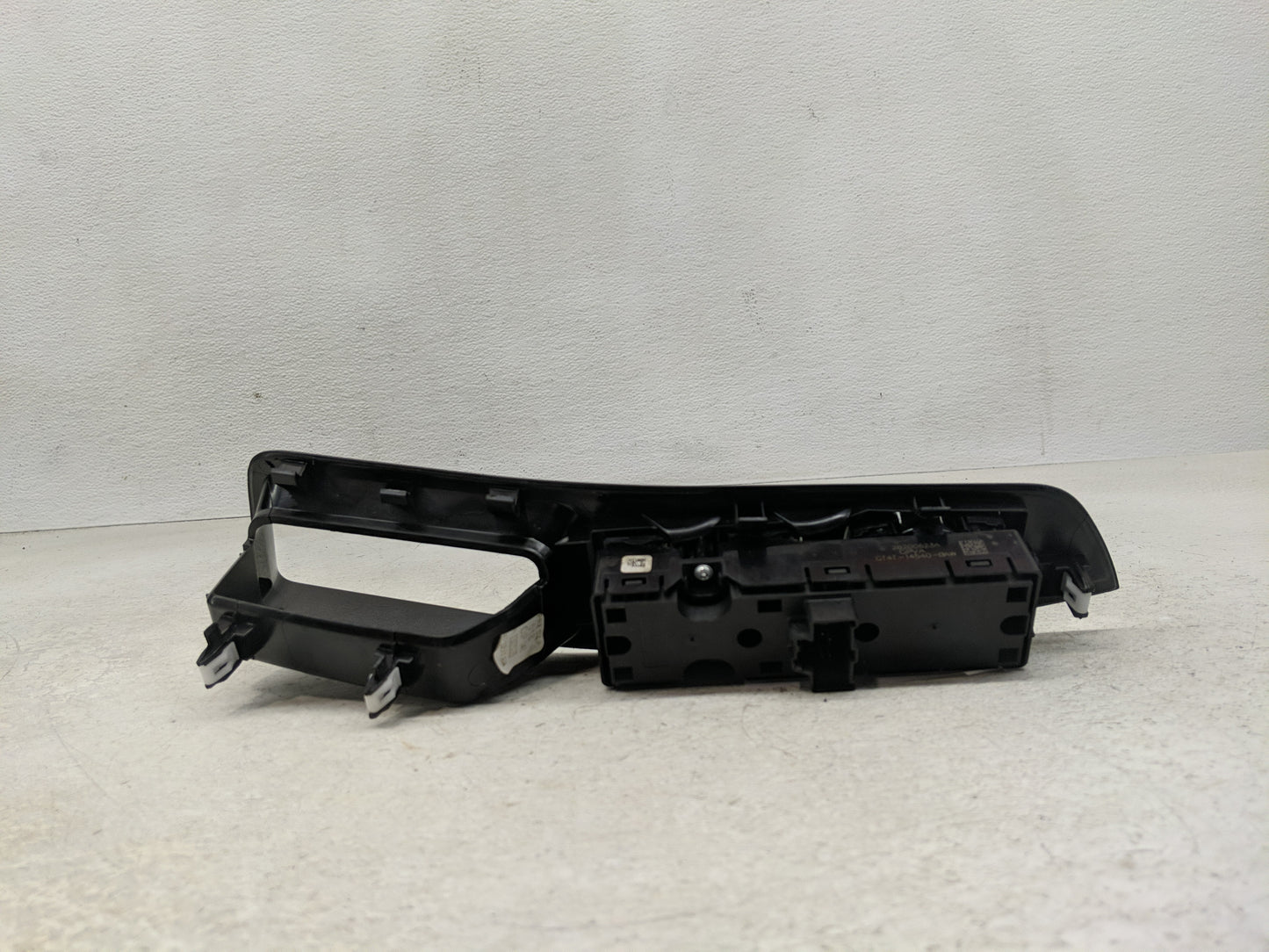 2015-2020 Ford Edge Master Power Window Switch Replacement Driver Side Left P/N:CT4T-14540-BAW Fits OEM Used Auto Parts - Oe