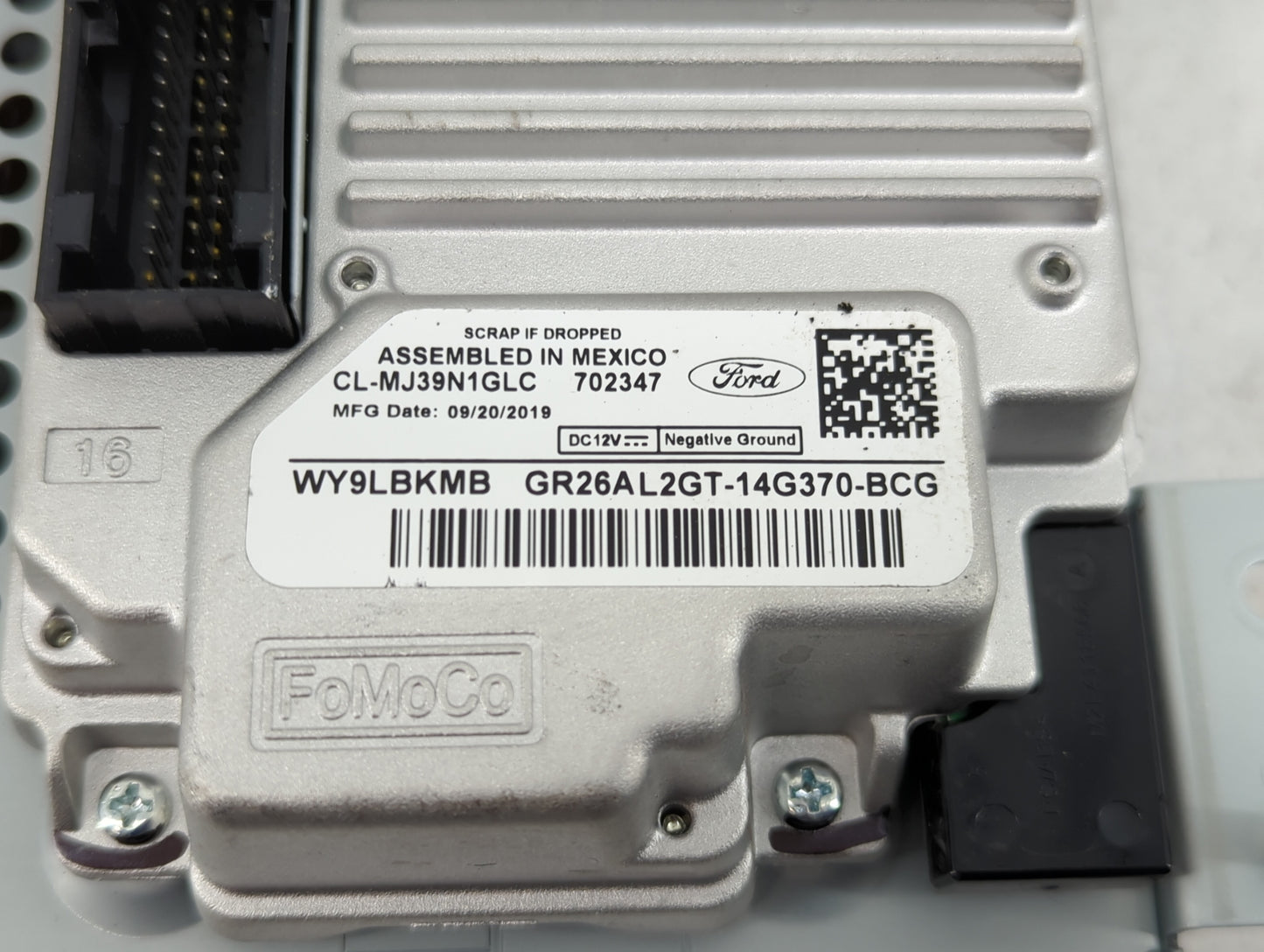 2019-2020 Ford Edge Information Display Screen - Oemusedautoparts1.com