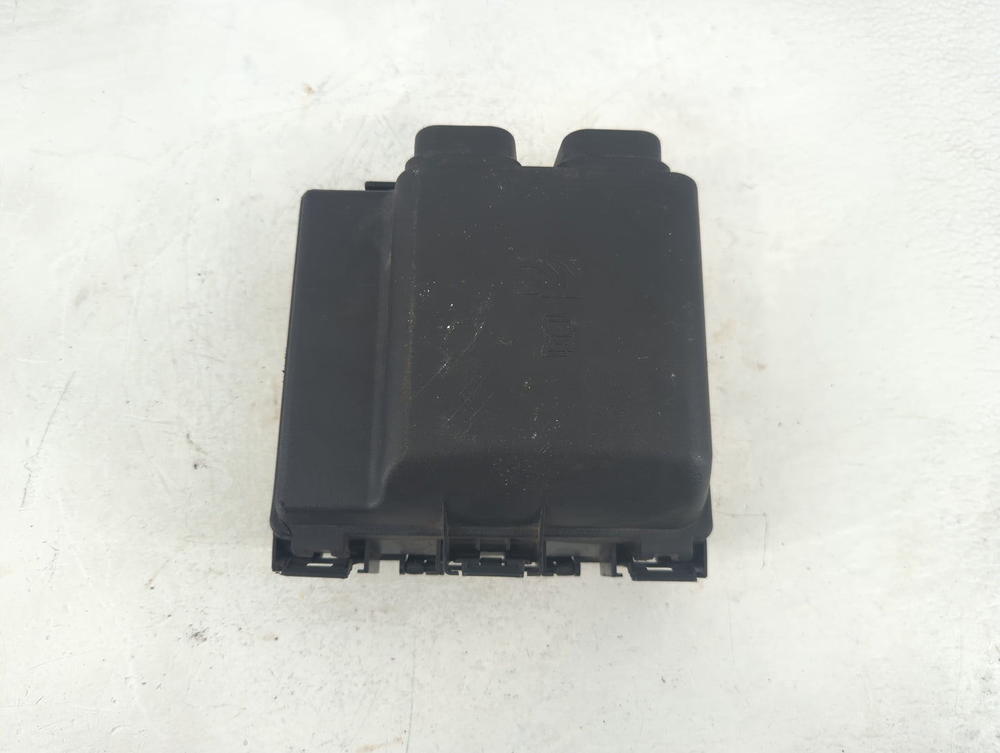 2020-2022 Ford Escape Fusebox Fuse Box Panel Relay Module P/N:E07715201 Fits Fits 2020 2021 2022 OEM Used Auto Parts - Oemus