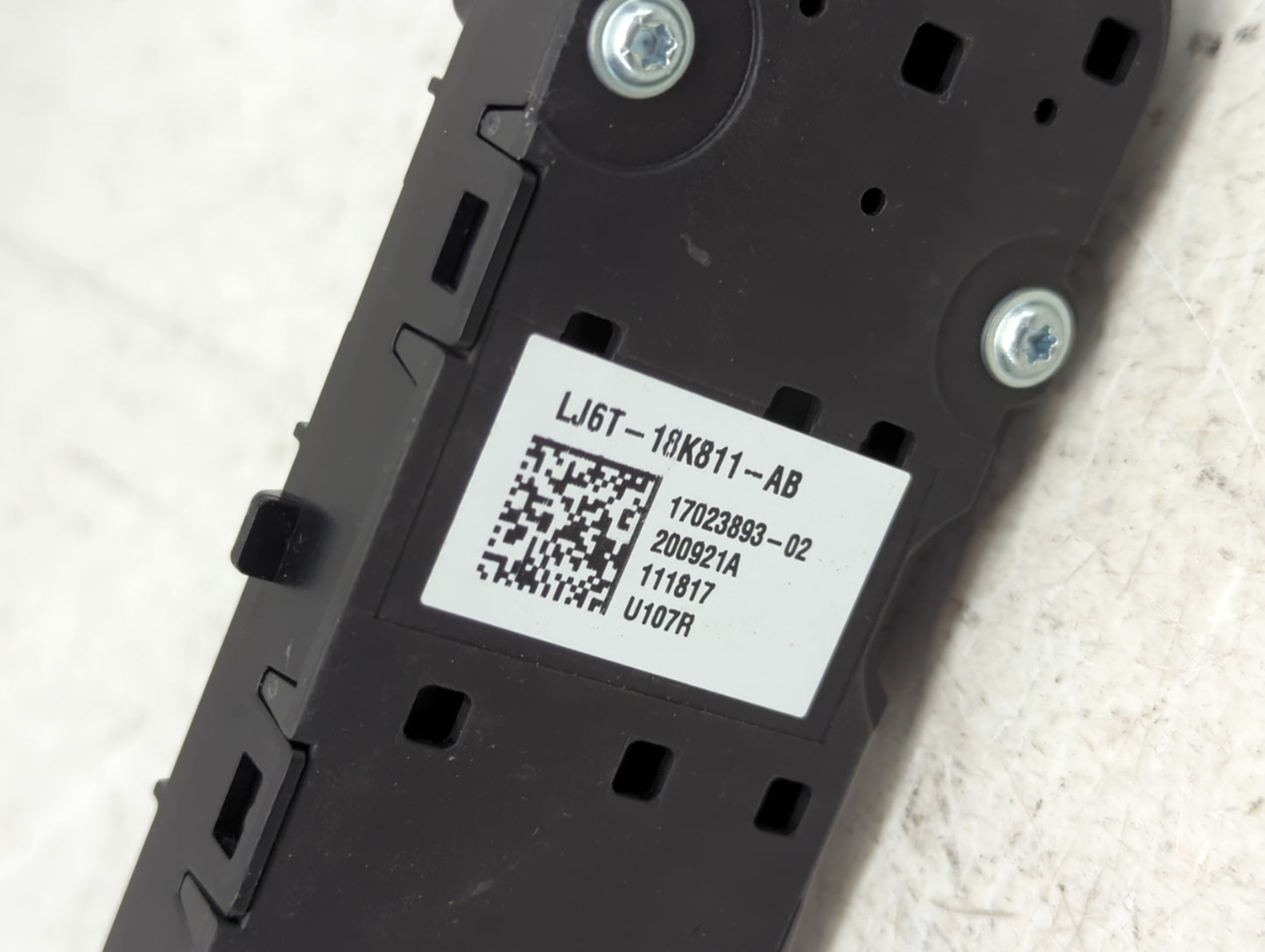 2020-2022 Ford Escape Radio Control Panel - Oemusedautoparts1.com