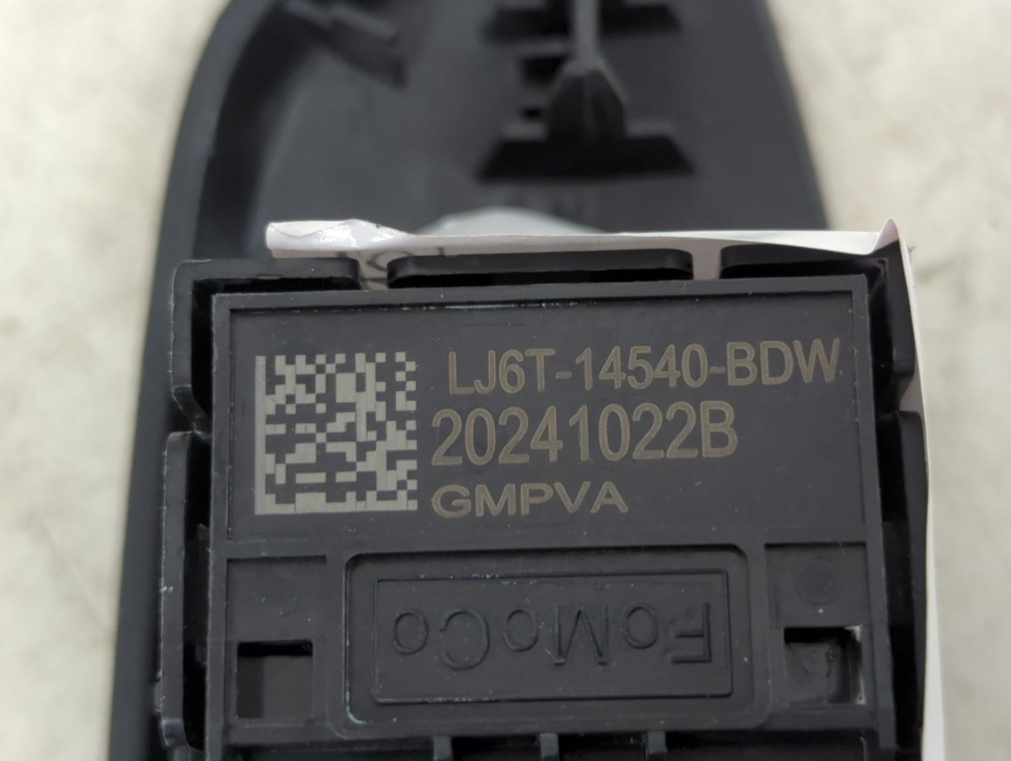 2020-2022 Ford Escape Master Power Window Switch Replacement Driver Side Left P/N:LJ6T-14540-BDW Fits Fits 2020 2021 2022 OE