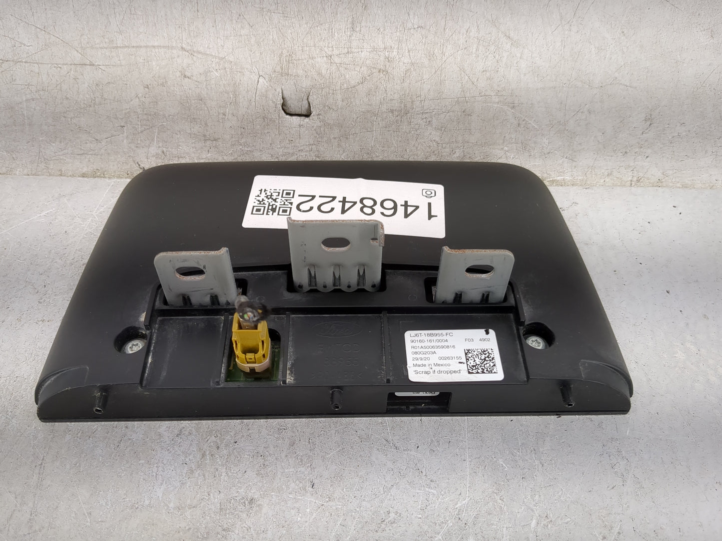 2020-2020 Ford Escape Information Display Screen 1468422 - Oemusedautoparts1.com