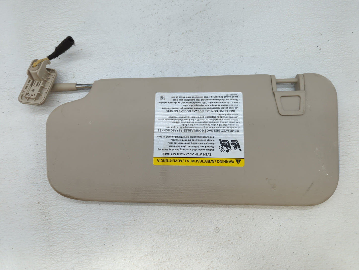 2020 Ford Escape Sun Visor Shade Replacement Passenger Right Mirror Fits OEM Used Auto Parts - Oemusedautoparts1.com