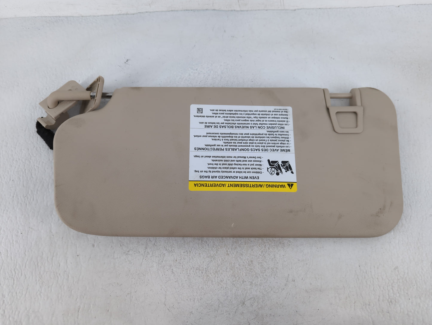2020 Ford Escape Sun Visor Shade Replacement Passenger Right Mirror Fits OEM Used Auto Parts - Oemusedautoparts1.com
