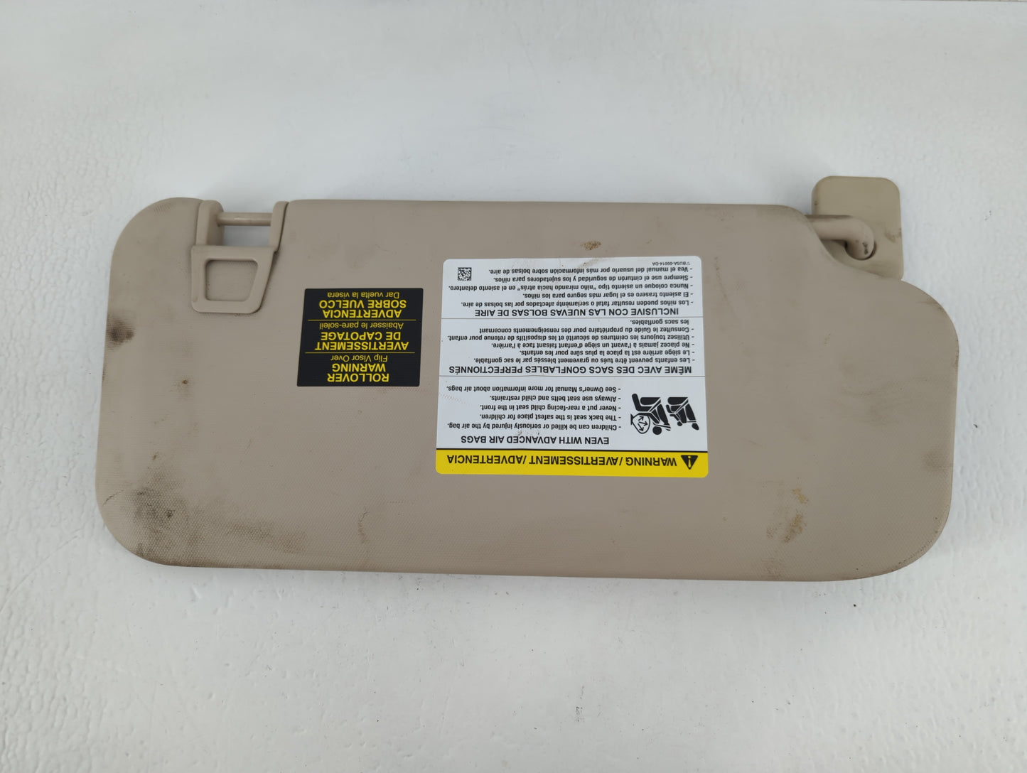 2020 Ford Escape Sun Visor Shade Replacement Driver Left Mirror Fits OEM Used Auto Parts - Oemusedautoparts1.com