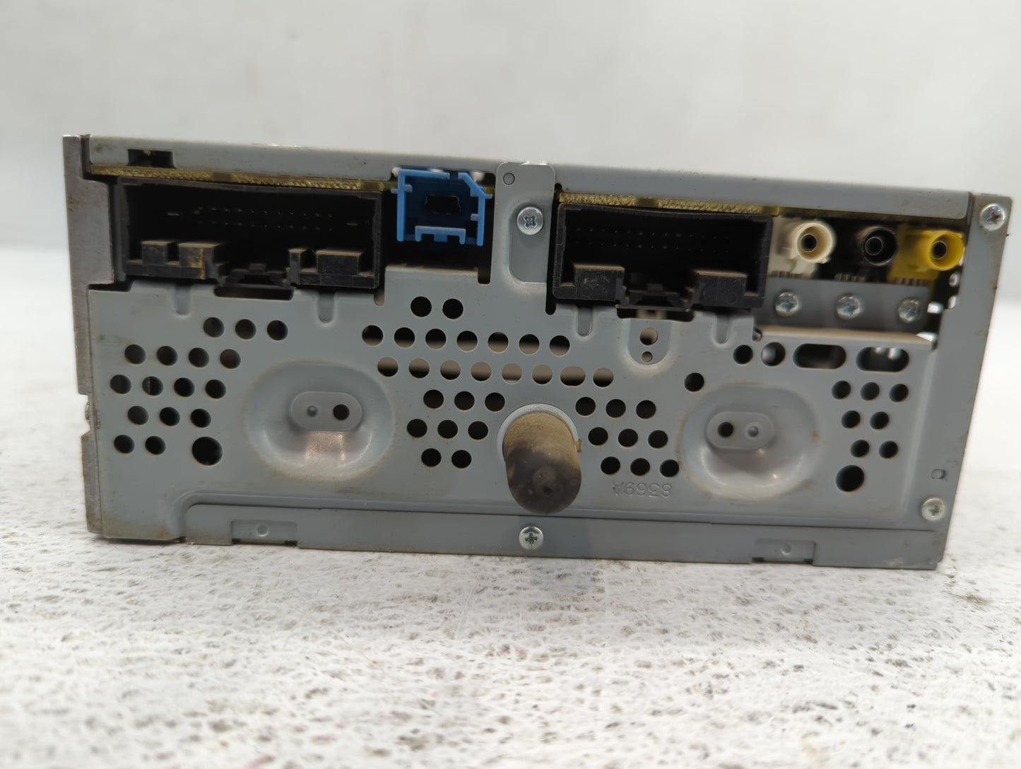 2019-2021 Ford Expedition Am Fm Cd Player Radio Receiver - Oemusedautoparts1.com