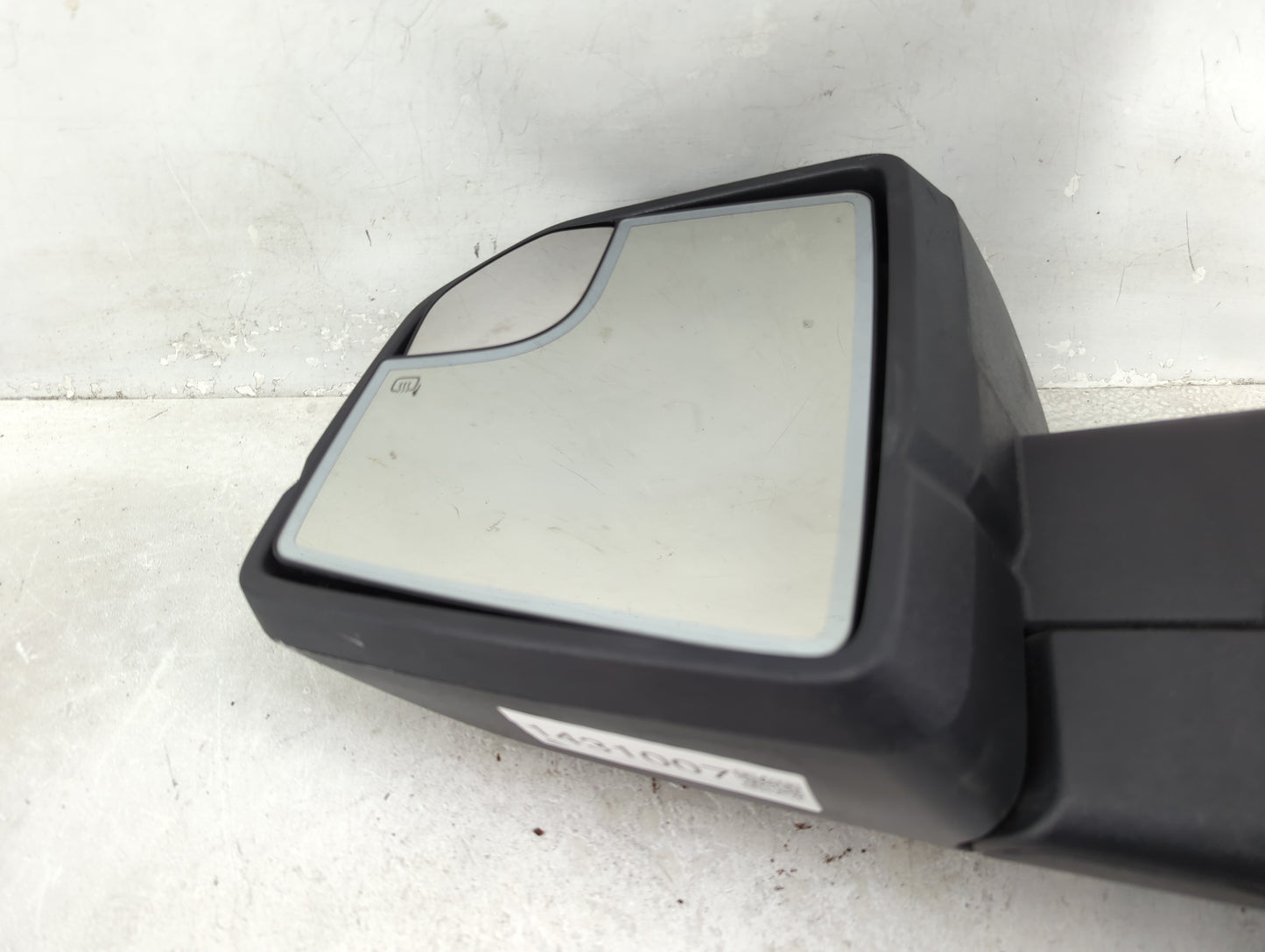 2015-2020 Ford F-150 Driver Side View Mirror - Left Door Mirror OEM Used - Oemusedautoparts1.com