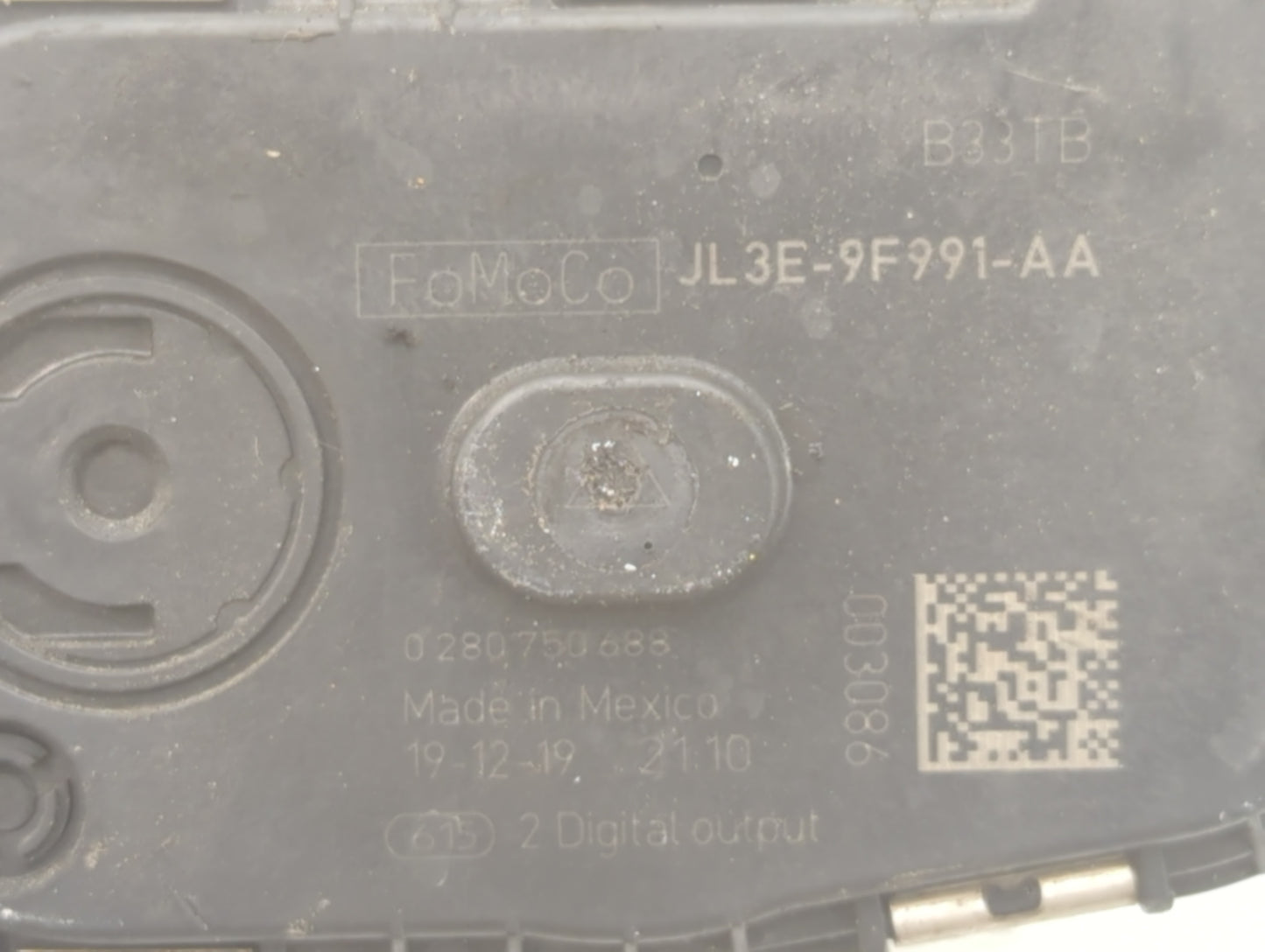 2018-2020 Ford F-150 Throttle Body P/N:JL3E-9F991-AA Fits Fits 2018 2019 2020 2021 2022 OEM Used Auto Parts - Oemusedautopar