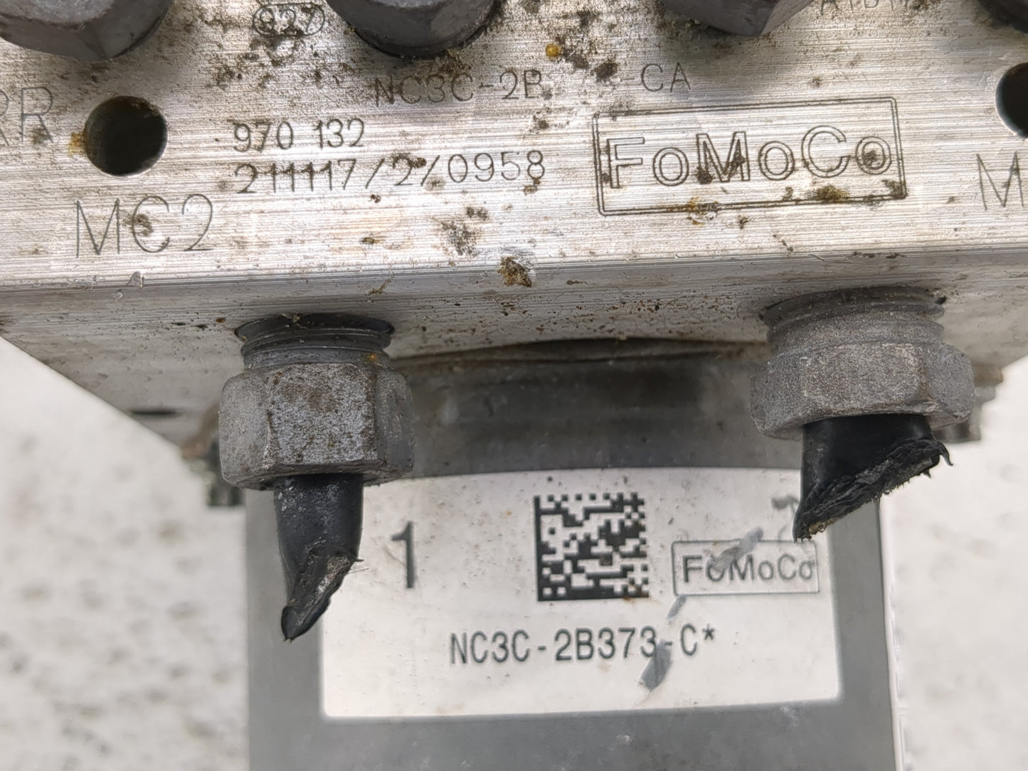 2020-2022 Ford F-250 Super Duty ABS Pump Control Module Replacement P/N:NC3C-2B373-CA Fits Fits 2020 2021 2022 OEM Used Auto