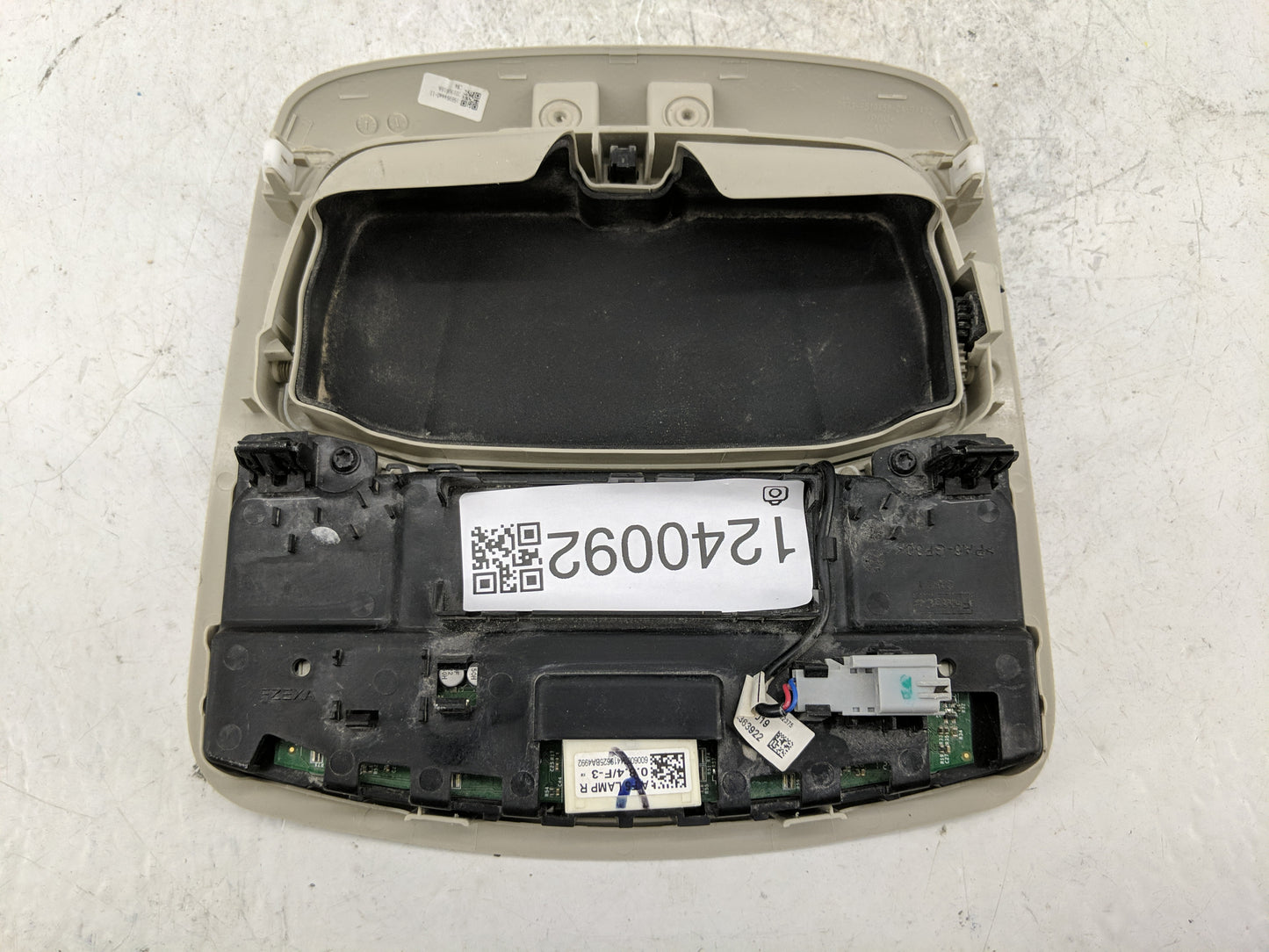 2020 Ford Fusion Overhead Roof Console - Oemusedautoparts1.com