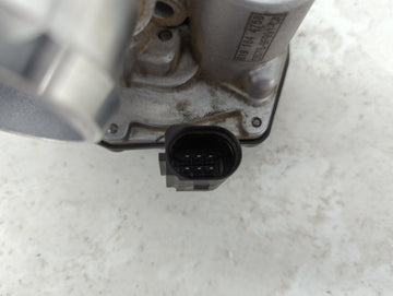2014-2020 Ford Fusion Throttle Body P/N:DS7G-9F991-CA Fits Fits 2014 2015 2016 2017 2018 2019 2020 OEM Used Auto Parts