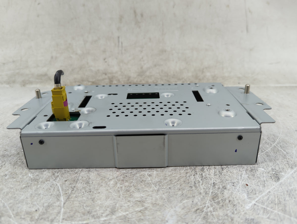 2017-2020 Ford Fusion Information Radio Display Screen 1433949 - Oemusedautoparts1.com