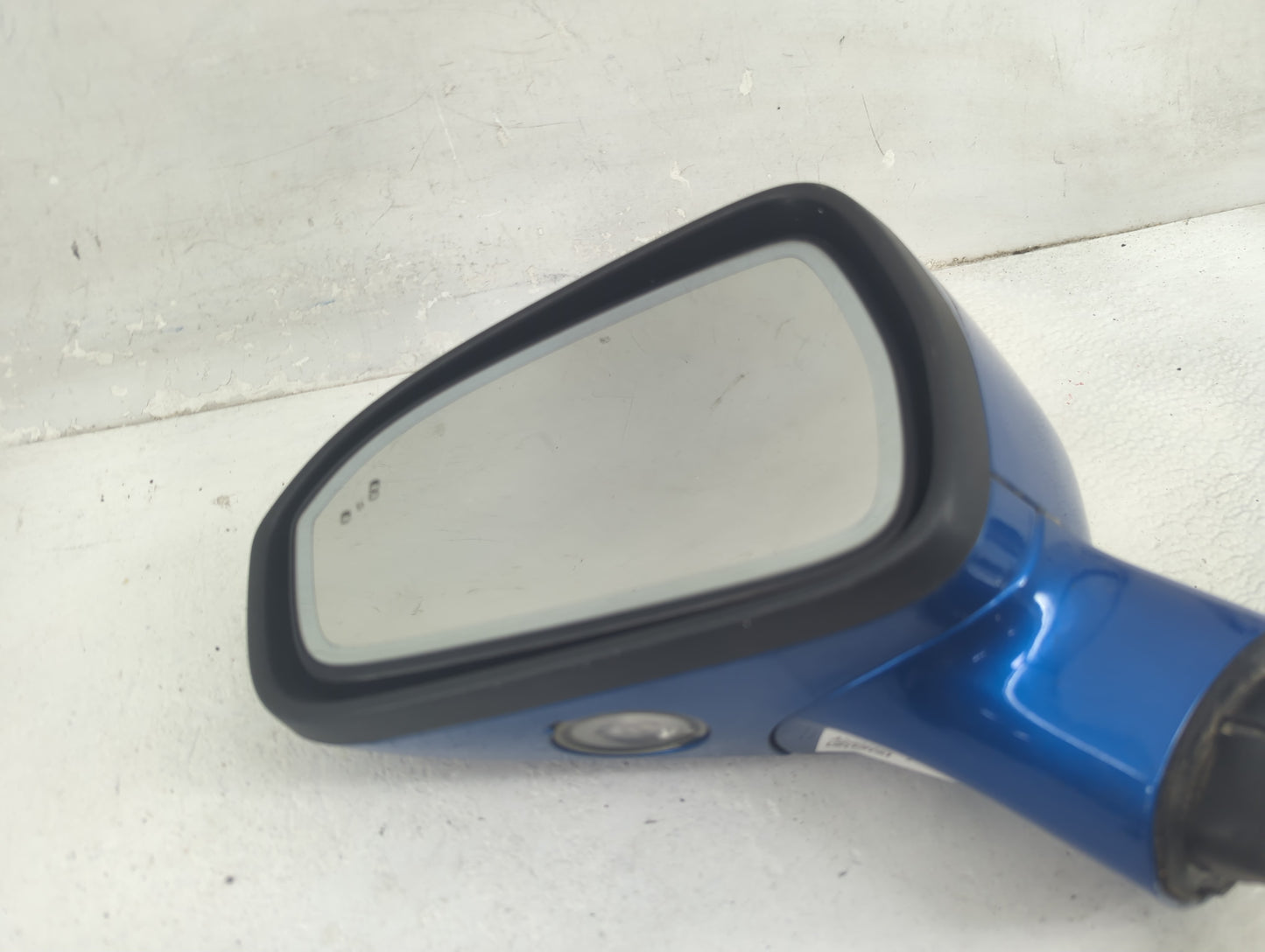 2019-2020 Ford Fusion Driver Side View Mirror - Left Door Mirror OEM Used - Oemusedautoparts1.com