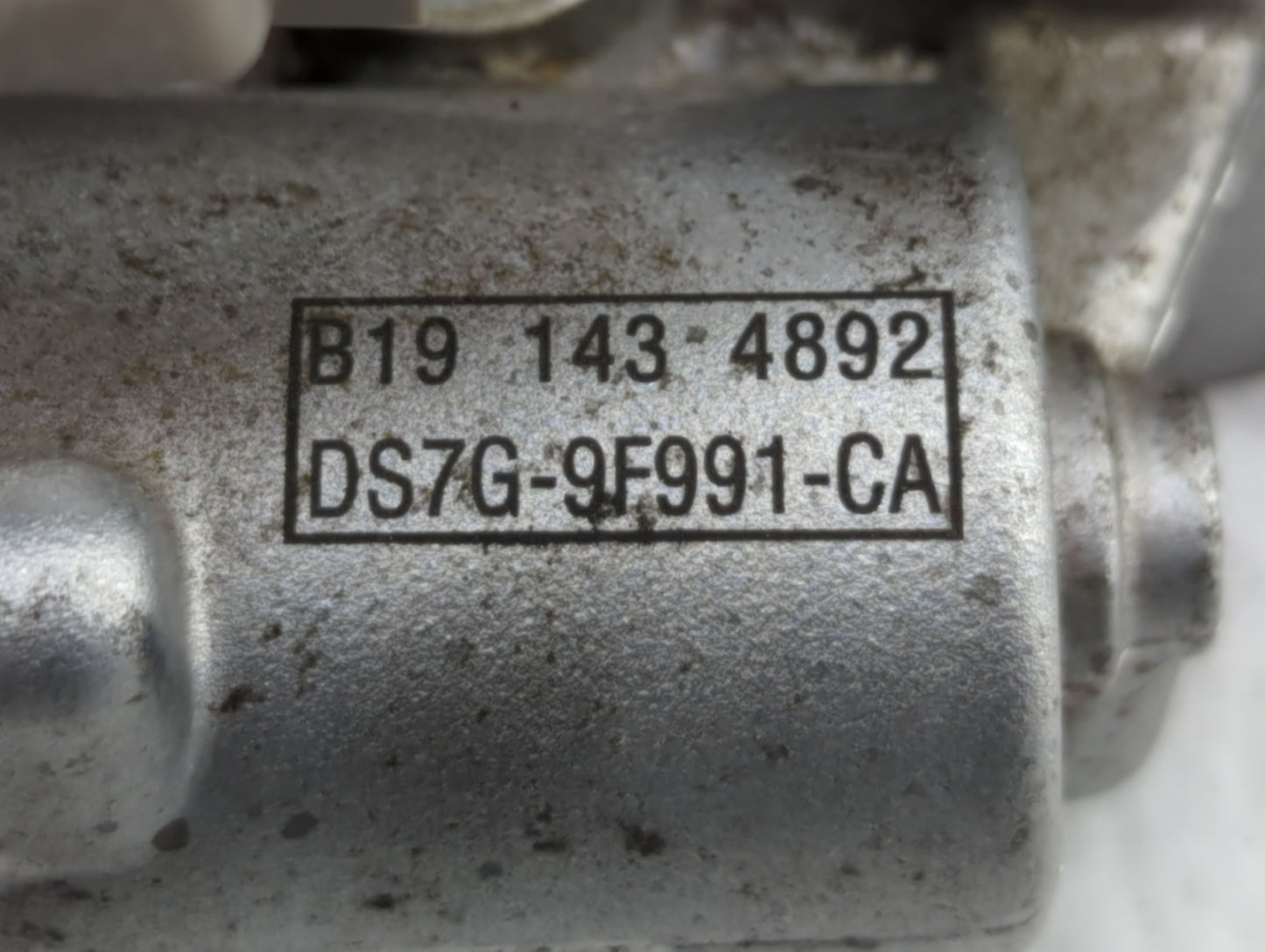 2014-2019 Ford Fusion Throttle Body P/N:DS7G-9F991-CA Fits Fits 2014 2015 2016 2017 2018 2019 OEM Used Auto Parts - Oemuseda