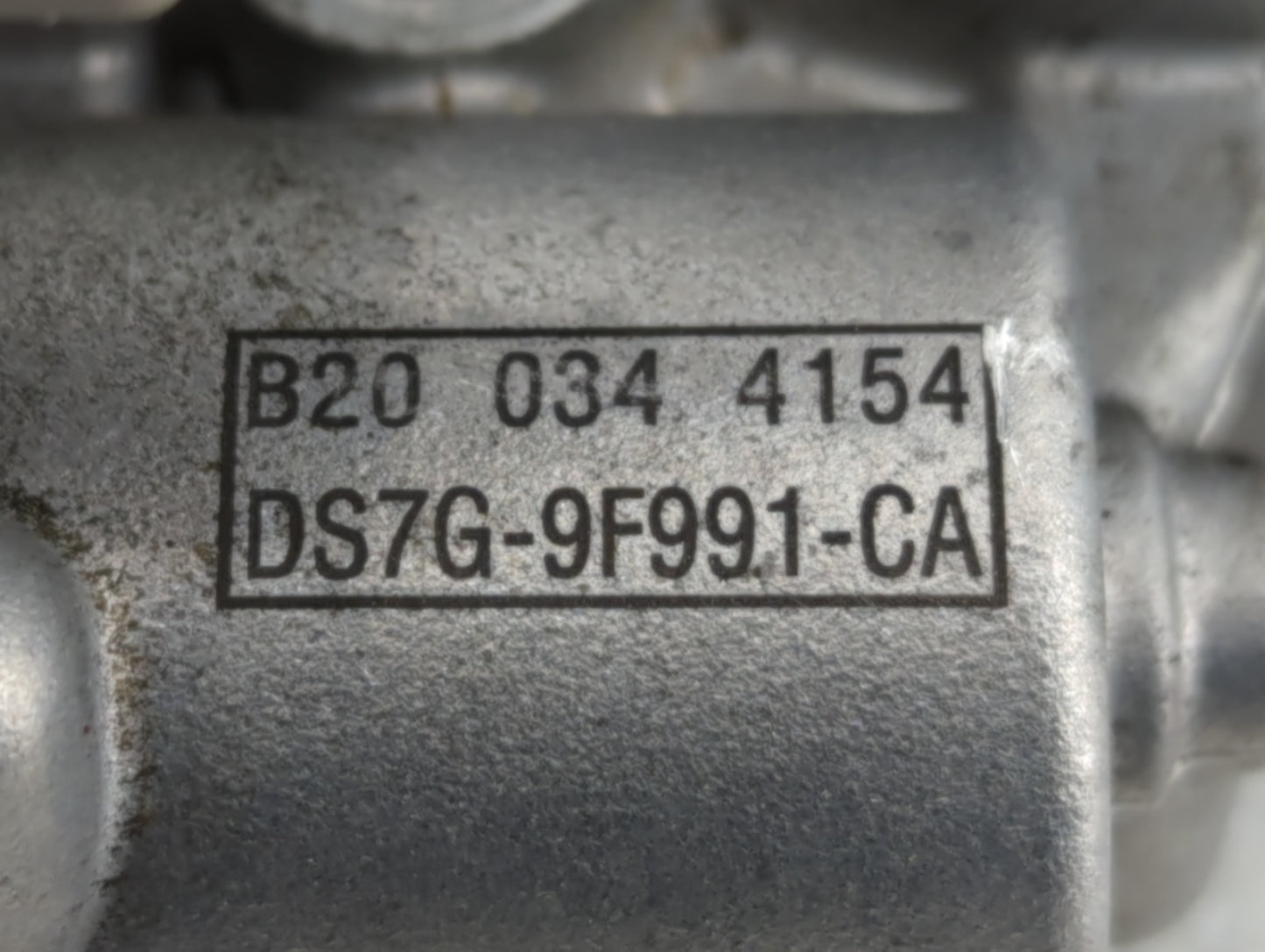 2014-2020 Ford Fusion Throttle Body P/N:DS7G-9F991-CA Fits Fits 2014 2015 2016 2017 2018 2019 2020 OEM Used Auto Parts - Oem