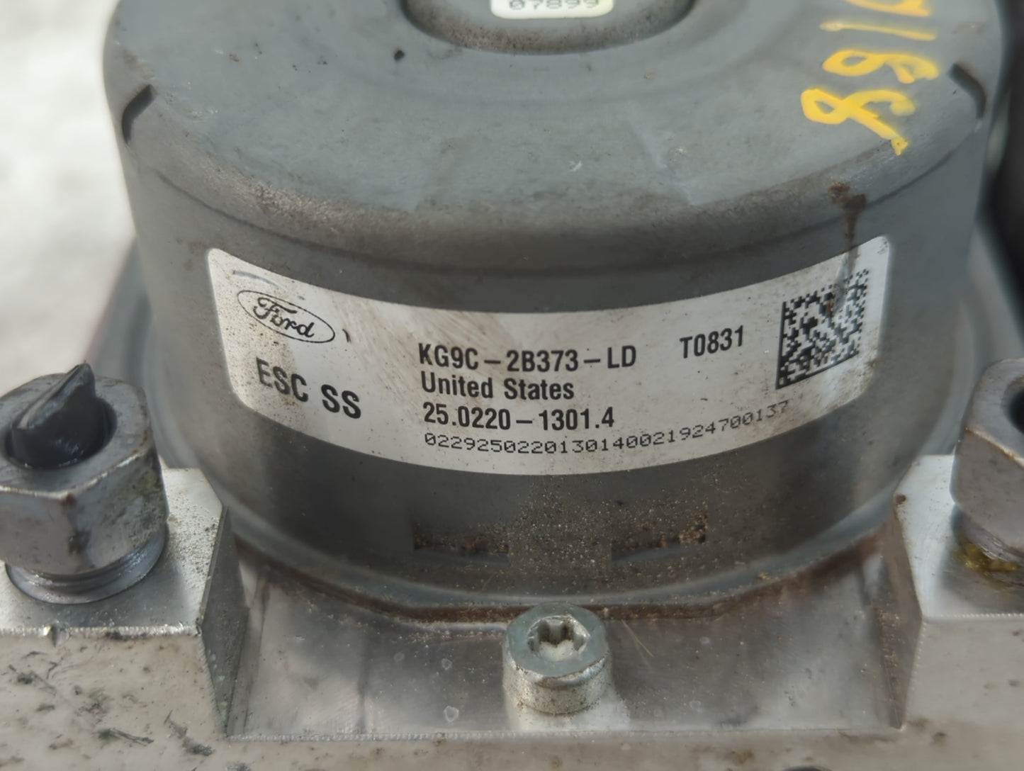 2019-2020 Ford Fusion ABS Pump Control Module Replacement P/N:KG9C-2B373-LD Fits Fits 2019 2020 OEM Used Auto Parts - Oemuse