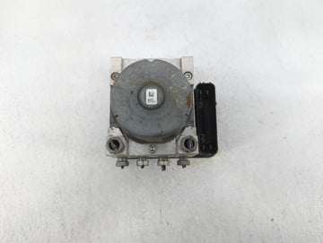 2019-2022 Ford Mustang ABS Pump Control Module Replacement P/N:KR3C-2C219-AB KR3C-2B373-AB Fits Fits 2019 2020 2021 2022 OEM Used Auto Parts