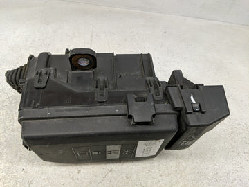 2018-2021 Gmc Terrain Fusebox Fuse Box Panel Relay Module P/N:812461952 Fits Fits 2018 2019 2020 2021 2022 OEM Used Auto Parts