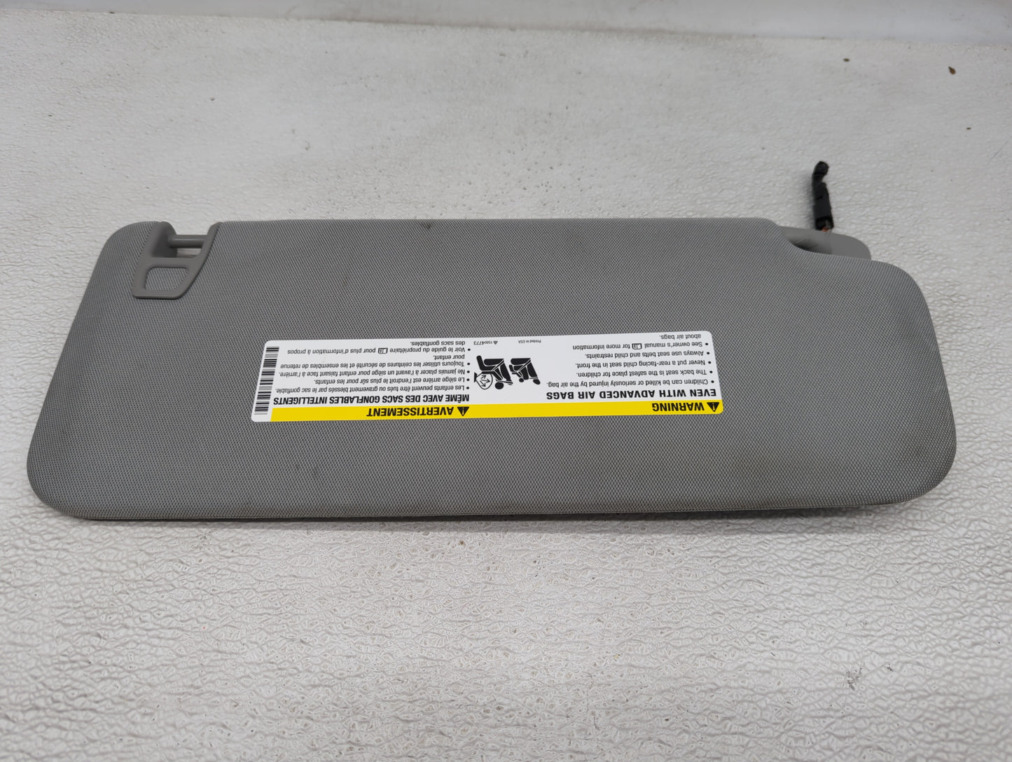 2020 Gmc Yukon Xl 1500 Sun Visor Shade Replacement Driver Left Mirror Fits Fits 2015 2016 2017 2018 2019 OEM Used Auto Parts