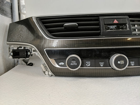 2018-2020 Honda Accord Climate Control Module Temperature AC/Heater Replacement P/N:TVAA016M1 Fits Fits 2018 2019 2020 OEM Used Auto Parts