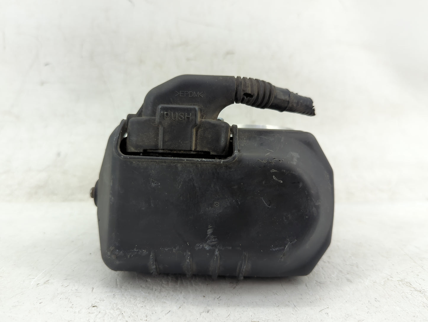 2018-2022 Honda Accord Throttle Body P/N:GMHOA Fits Fits 2017 2018 2019 2020 2021 2022 OEM Used Auto Parts - Oemusedautopart