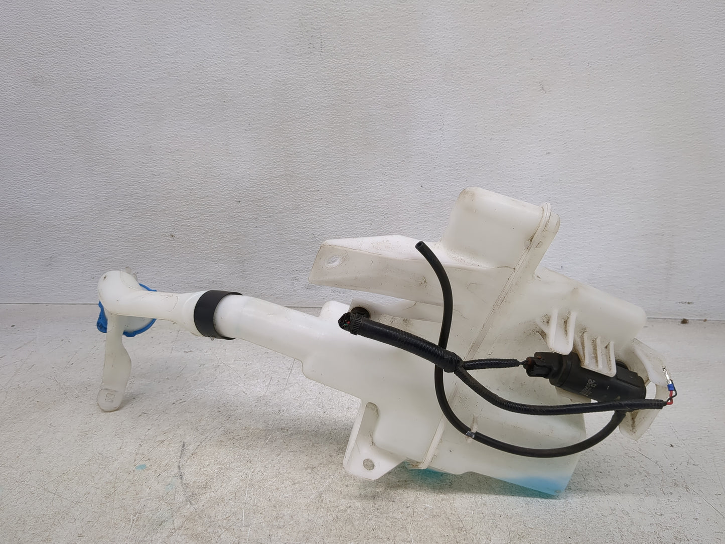 2018-2022 Honda Accord Windshield Washer Fluid Reservoir Bottle Oem - Oemusedautoparts1.com