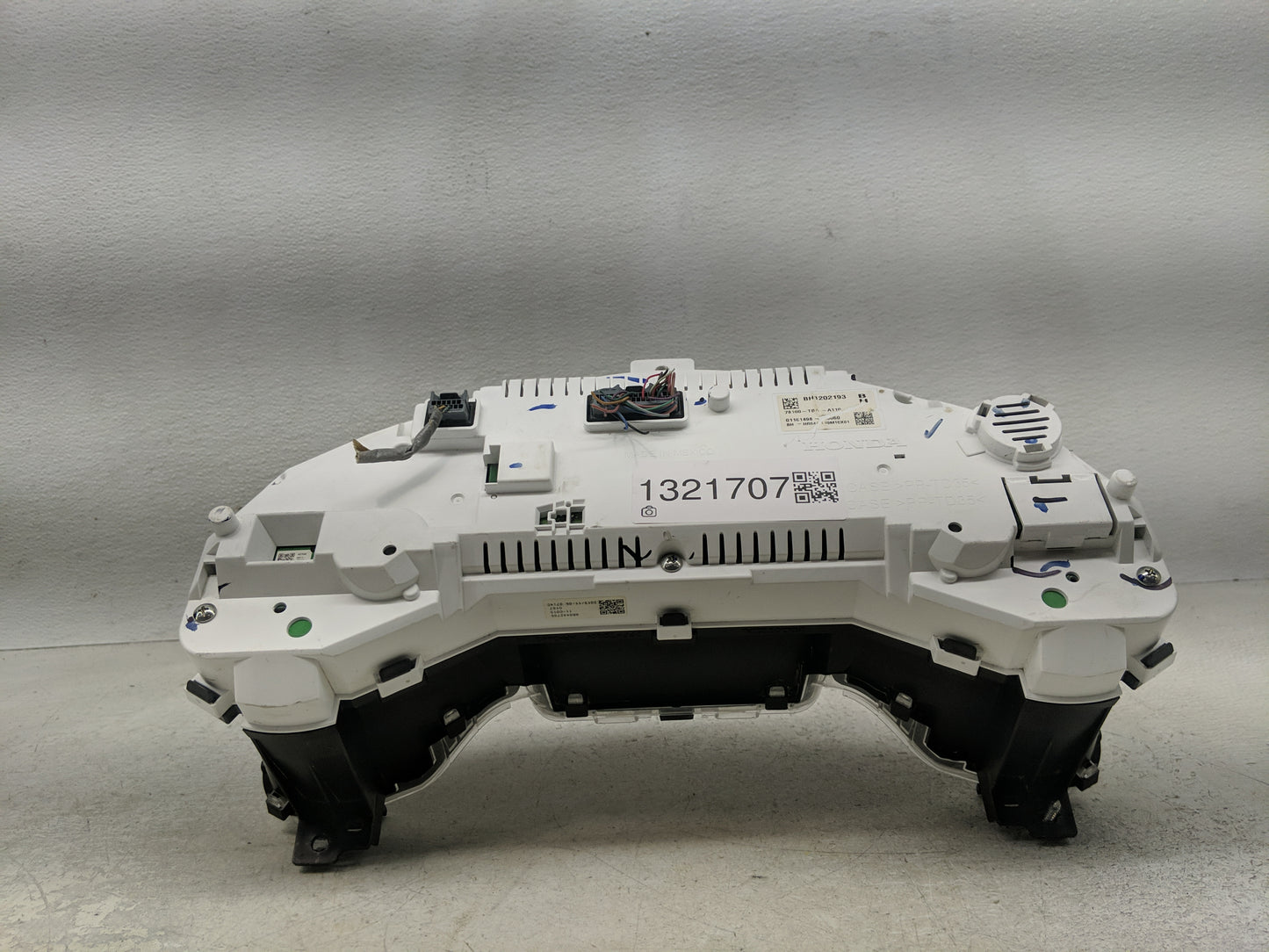 2019-2021 Honda Civic Instrument Cluster Speedometer Gauges P/N:78100-TBA-A110 Fits Fits 2019 2020 2021 OEM Used Auto Parts