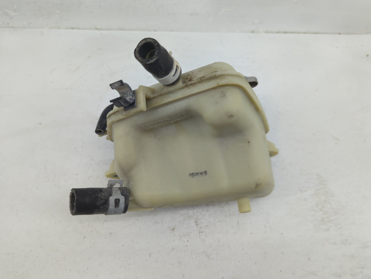 2016-2021 Honda Civic Radiator Coolant Overflow Expansion Tank Bottle 1369118 - Oemusedautoparts1.com
