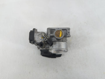 2017-2018 Honda Cr-V Throttle Body P/N:GMG9A Fits Fits 2016 2017 2018 2019 OEM Used Auto Parts