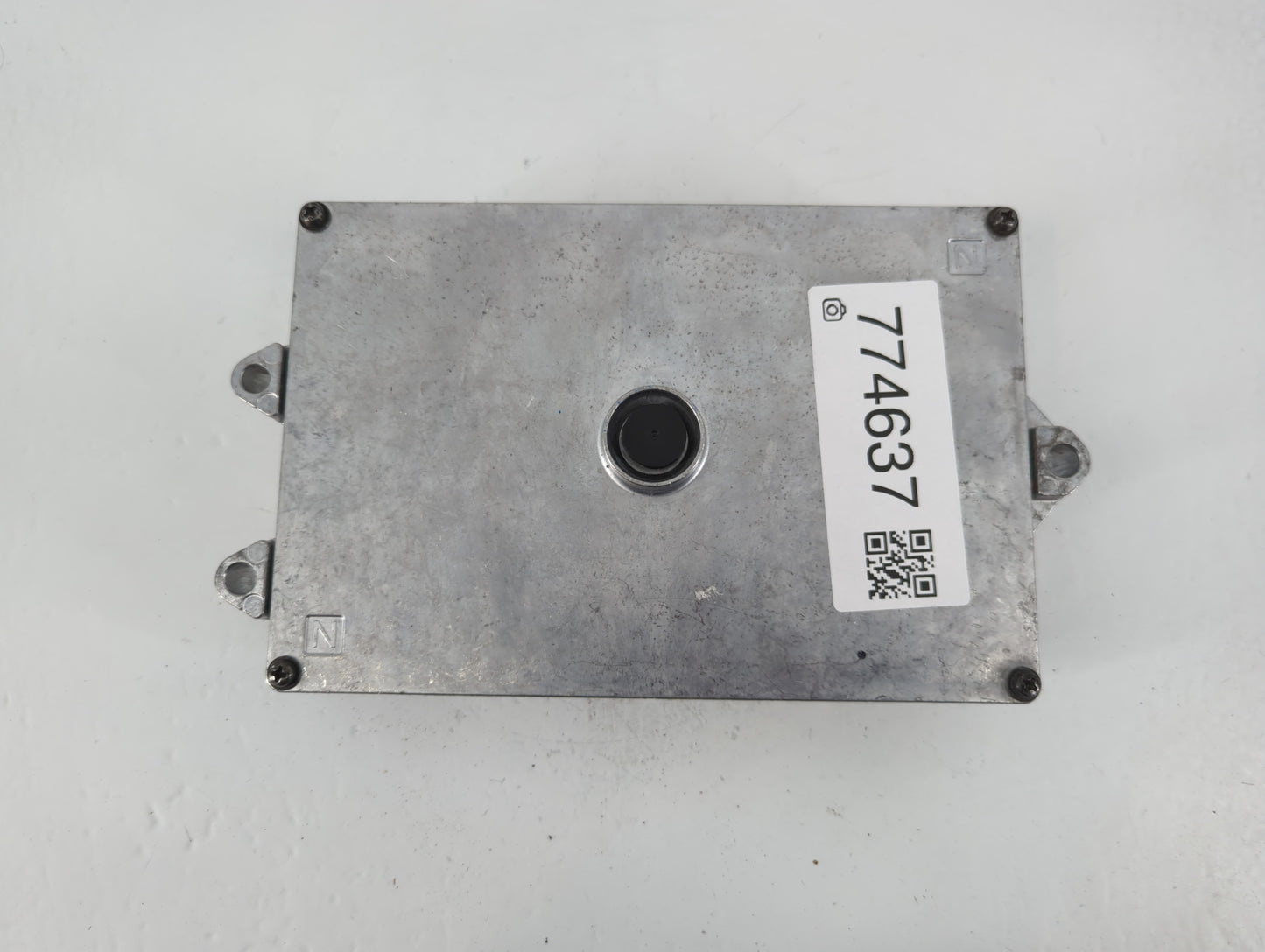 2020 Honda Fit PCM Engine Control Computer ECU ECM PCU OEM P/N:K364-105724 37820-5R7-AN1 Fits OEM Used Auto Parts - Oemuseda