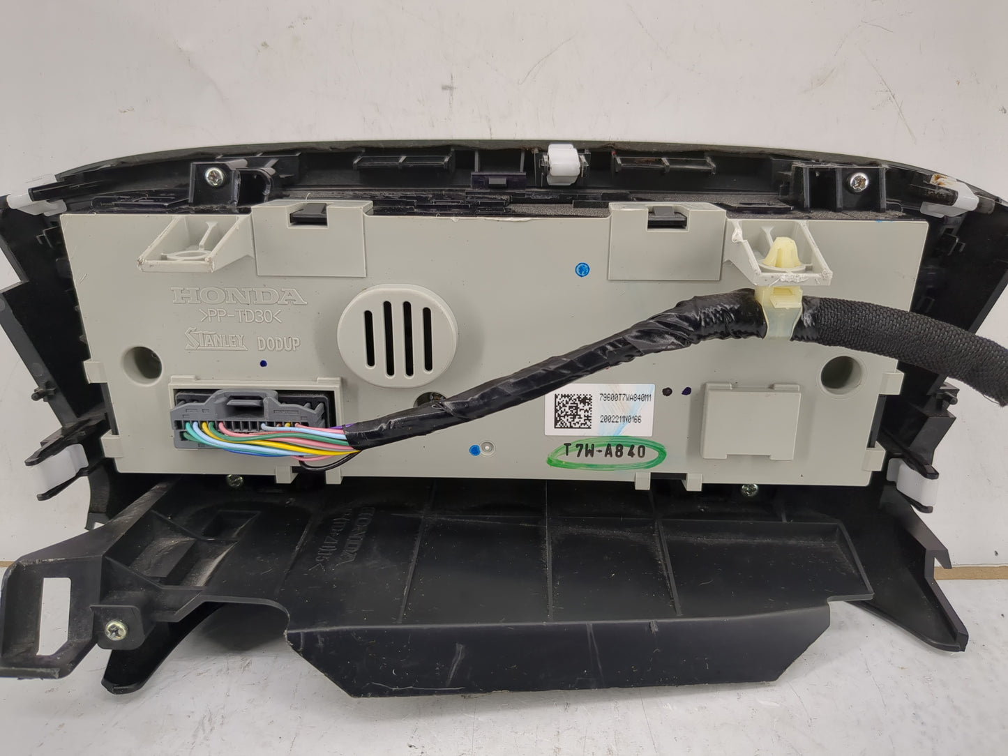 2016-2022 Honda Hr-V Climate Control Module Temperature AC/Heater Replacement P/N:79600T7WA840M1 T7W-A840 Fits OEM Used Auto