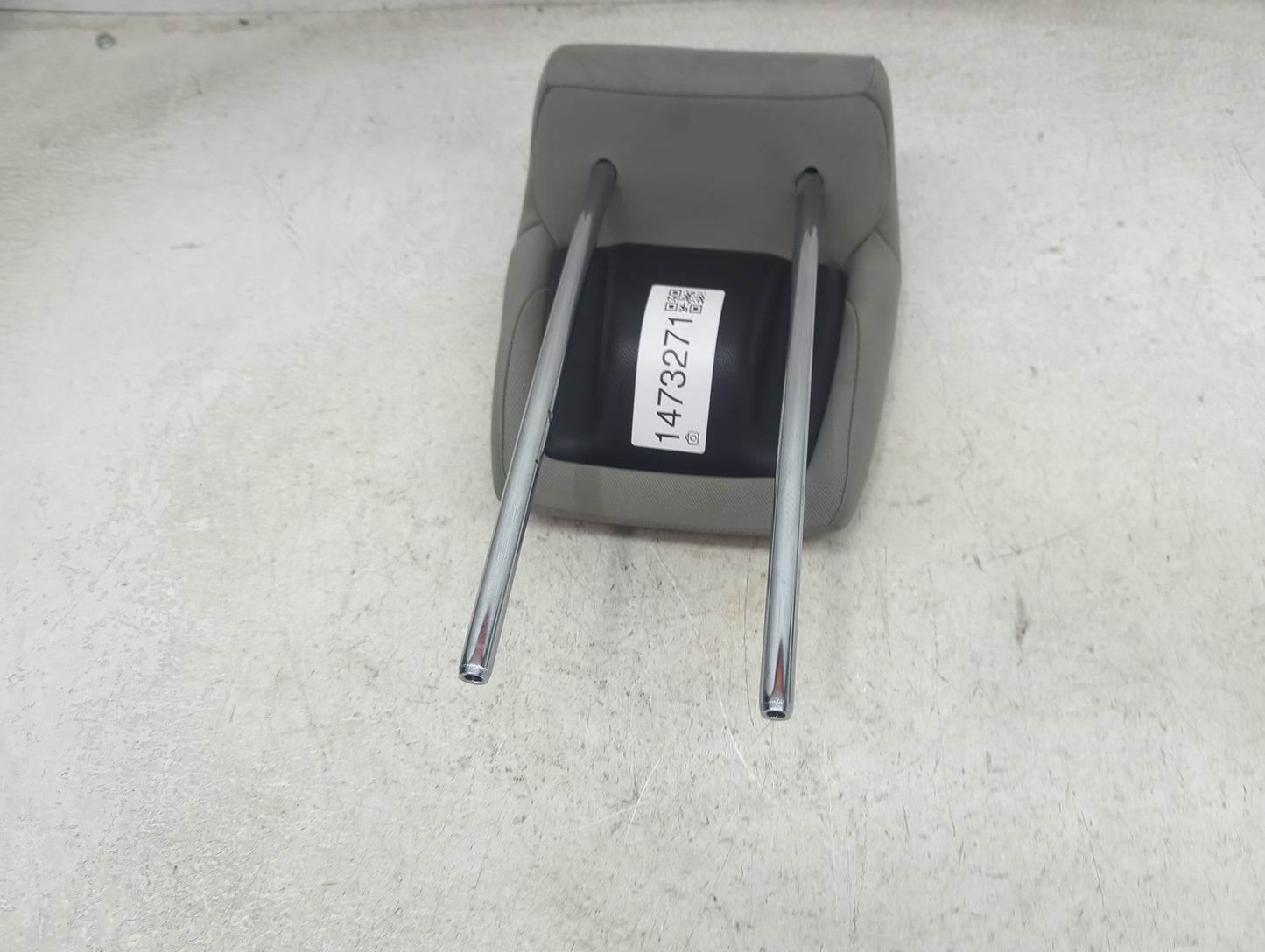 2020 Honda Hr-V Headrest Head Rest Rear Seat Fits OEM Used Auto Parts - Oemusedautoparts1.com