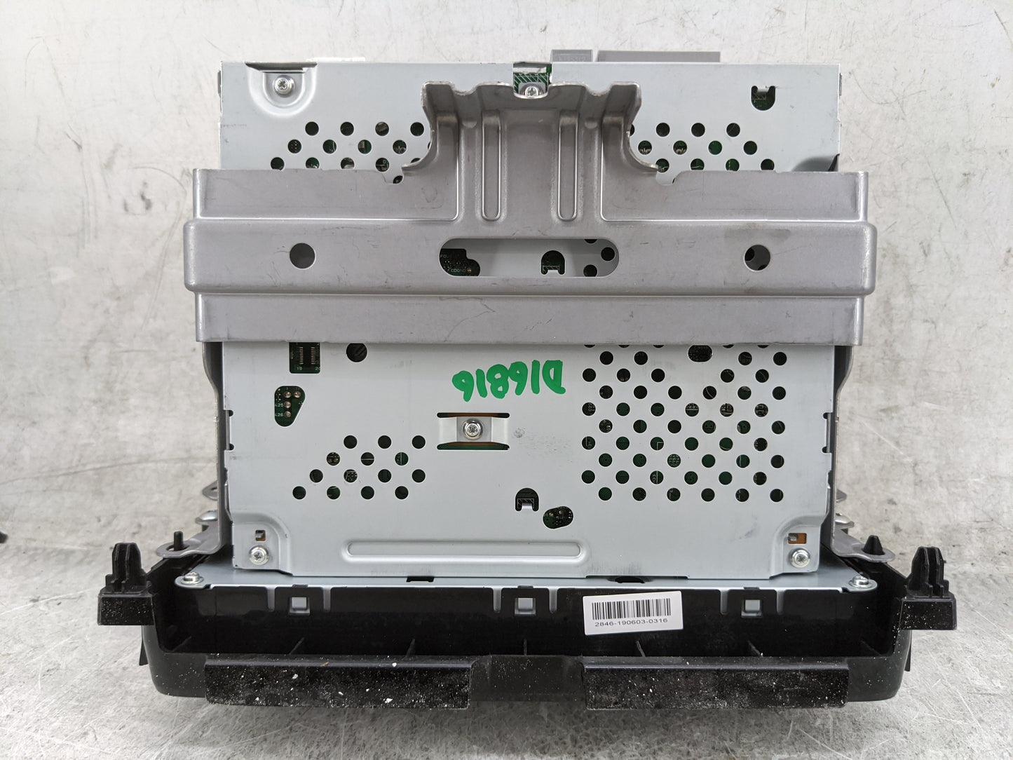 2019-2022 Honda Hr-V Radio AM FM Cd Player Receiver Replacement P/N:39100-T7W-A911-M1 CV-CHV8N0JX Fits Fits 2019 2020 2021 2