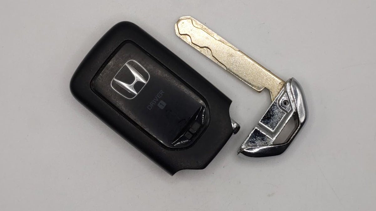 Honda Passport Keyless Entry Remote Fob Kr5t44 Driver1 A2c18218201 5 Buttons - Oemusedautoparts1.com