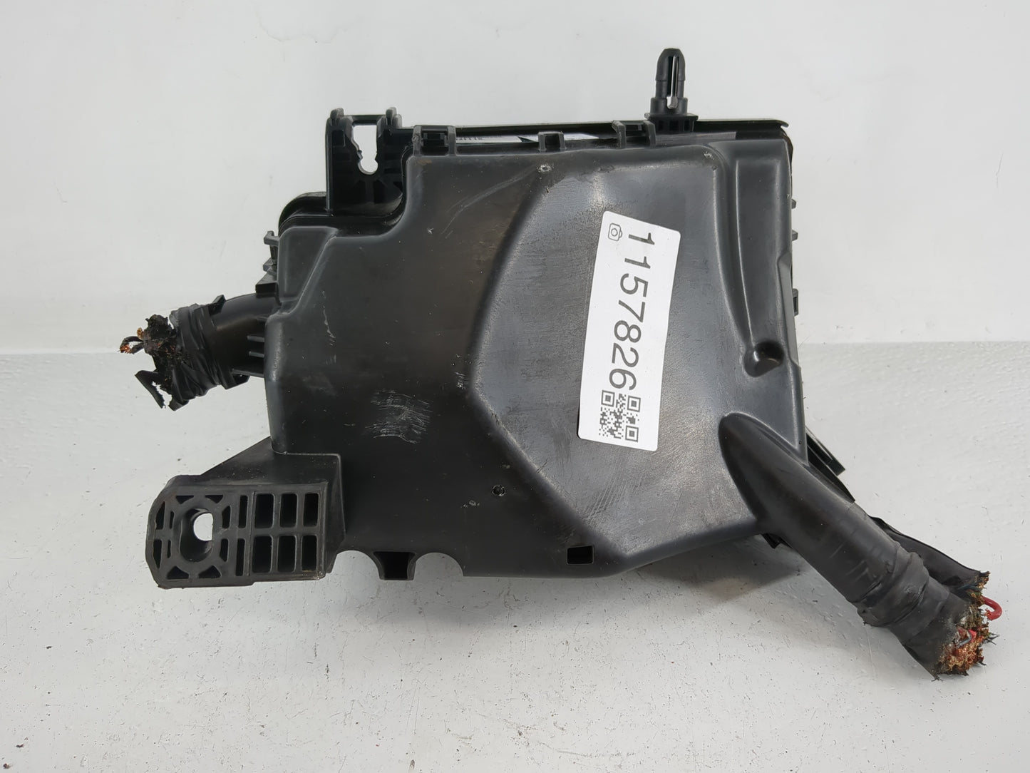 2019-2020 Hyundai Elantra Fusebox Fuse Box Panel Relay Module P/N:91260 F2160 91956-F2025 Fits Fits 2019 2020 OEM Used Auto