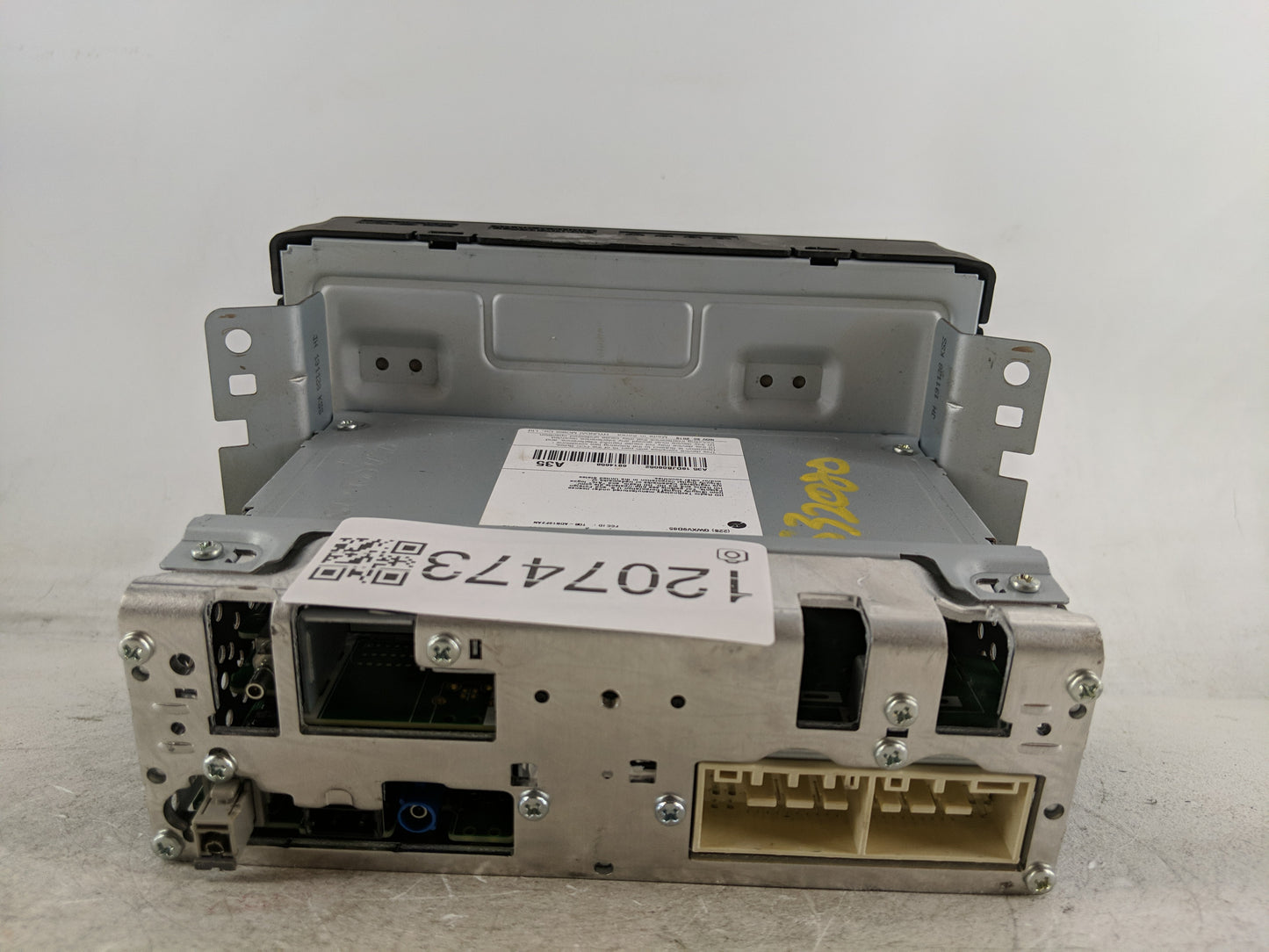 2019-2020 Hyundai Elantra Radio AM FM Cd Player Receiver Replacement P/N:96160-F2UA0SSH Fits Fits 2019 2020 OEM Used Auto Pa