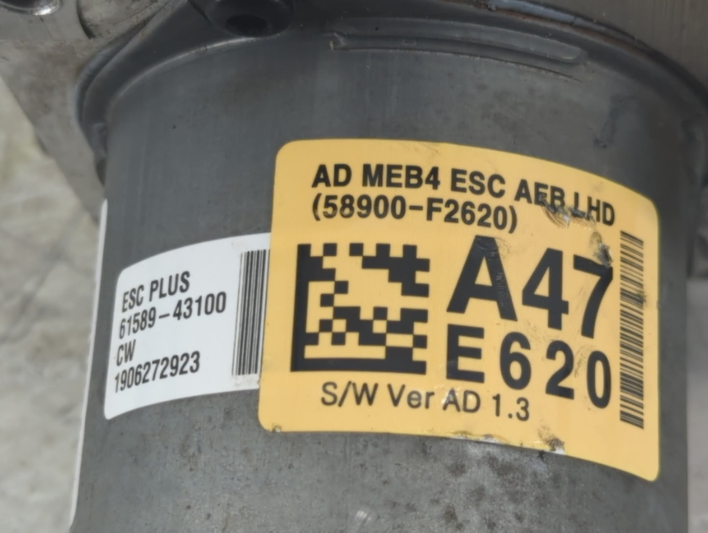 2019-2020 Hyundai Elantra ABS Pump Control Module Replacement P/N:F2589-22900 Fits Fits 2019 2020 OEM Used Auto Parts - Oemu