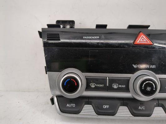 2019-2020 Hyundai Elantra Climate Control Module Temperature AC/Heater Replacement P/N:97250-F3DA0 Fits Fits 2019 2020 OEM Used Auto Parts