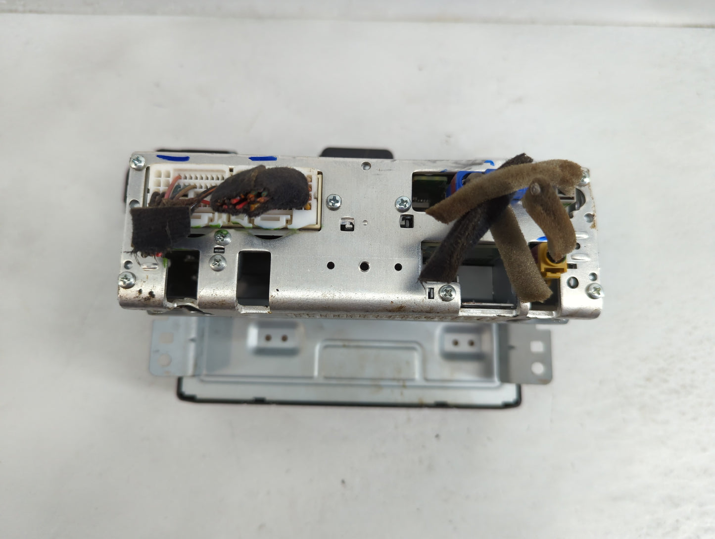 2019-2020 Hyundai Elantra Radio AM FM Cd Player Receiver Replacement P/N:96160-F2UA0SSH Fits Fits 2019 2020 OEM Used Auto Pa