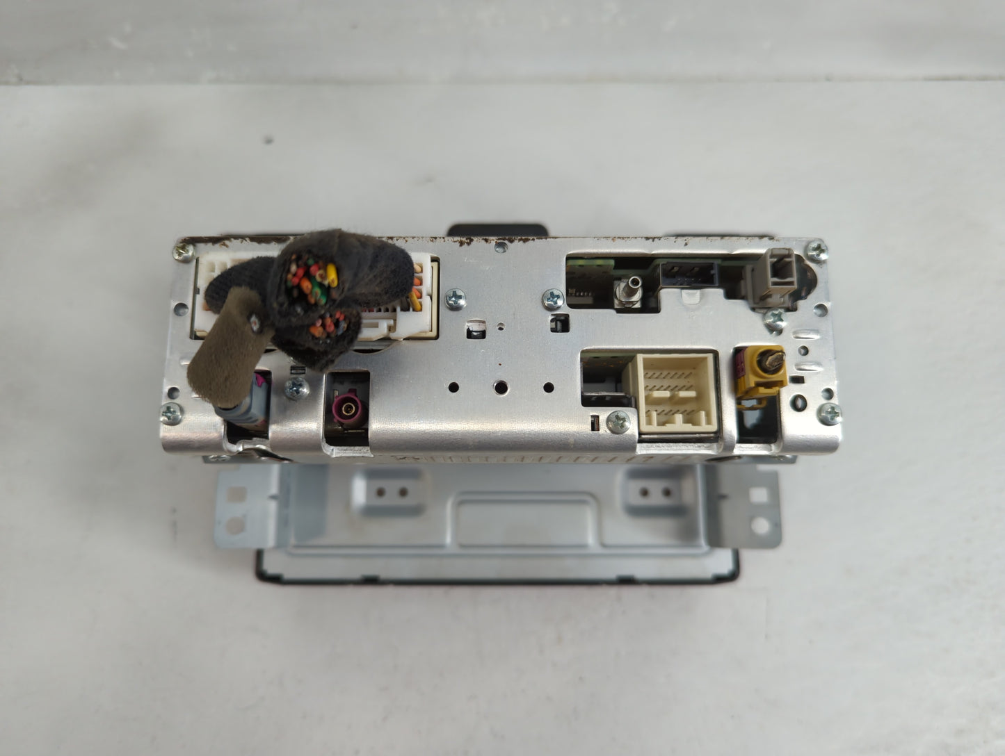 2019-2020 Hyundai Elantra Radio AM FM Cd Player Receiver Replacement P/N:96160-F2UC0SSH Fits Fits 2019 2020 OEM Used Auto Pa