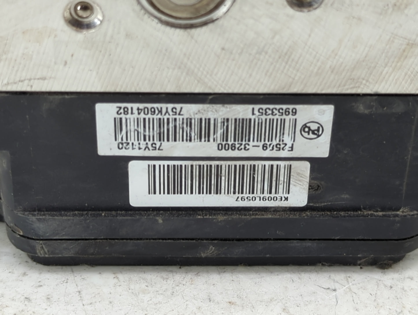 2019-2020 Hyundai Elantra ABS Pump Control Module Replacement P/N:F2589-32900 Fits Fits 2019 2020 OEM Used Auto Parts - Oemu